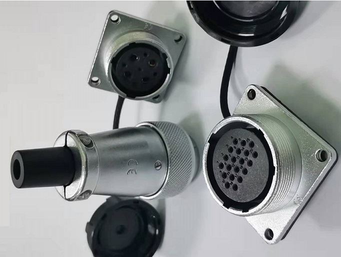 20kolíkový kolíkový konektor proudu