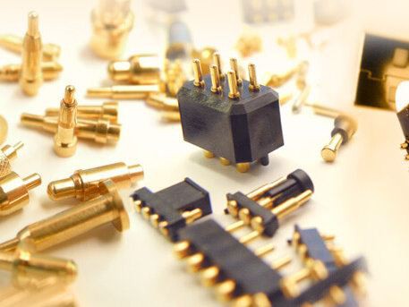 Jaké faktory ovlivňují odolnost pogo pin konektoru?