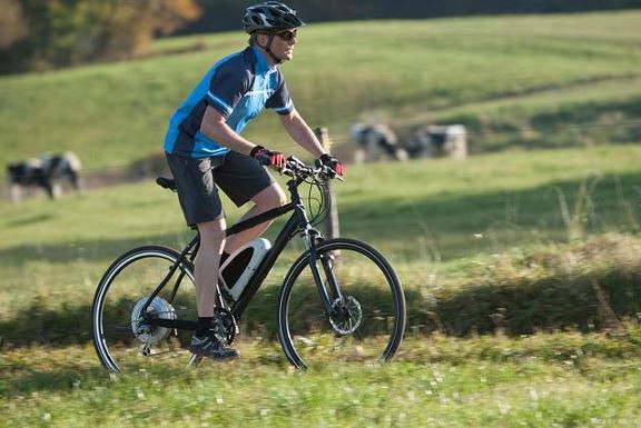 Řešení magnetického nabíjecího konektoru pogopin pro elektrické jízdní kolo