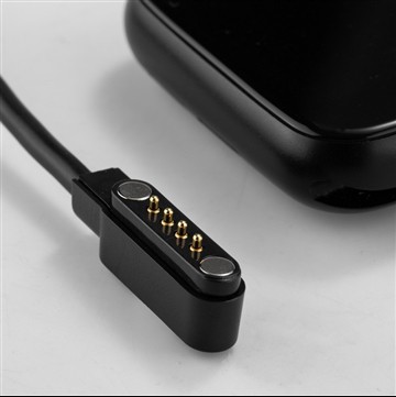 4kolíkový kabel s magnetickým konektorem Pogo